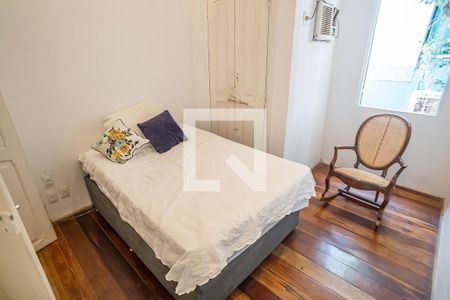 Casa para alugar com 300m², 4 quartos e 6 vagas Casa para alugar com 300m², 4 quartos e 6 vagasQuarto 2