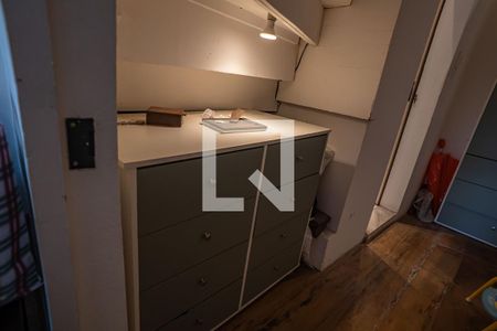 Casa para alugar com 300m², 4 quartos e 6 vagas Casa para alugar com 300m², 4 quartos e 6 vagasQuarto 1