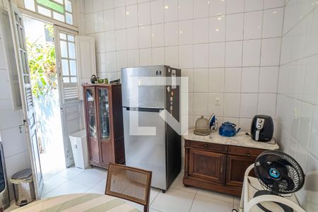 Casa para alugar com 300m², 4 quartos e 6 vagas Casa para alugar com 300m², 4 quartos e 6 vagasCozinha