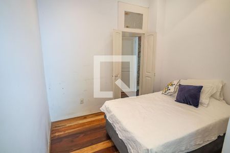 Casa para alugar com 300m², 4 quartos e 6 vagas Casa para alugar com 300m², 4 quartos e 6 vagasQuarto 2