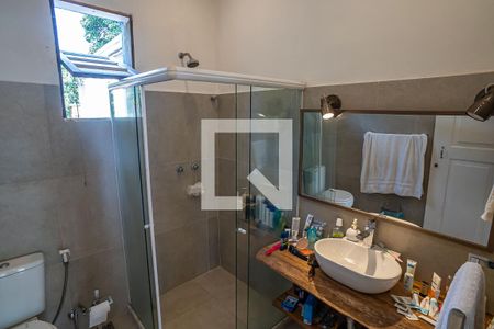 Casa para alugar com 300m², 4 quartos e 6 vagas Casa para alugar com 300m², 4 quartos e 6 vagasBanheiro casa 2