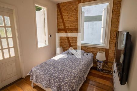 Casa para alugar com 300m², 4 quartos e 6 vagas Casa para alugar com 300m², 4 quartos e 6 vagasQuarto 3