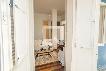 Casa para alugar com 300m², 4 quartos e 6 vagas Casa para alugar com 300m², 4 quartos e 6 vagasSala de Jantar