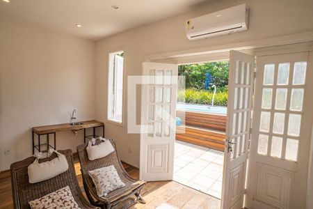 Casa para alugar com 300m², 4 quartos e 6 vagas Casa para alugar com 300m², 4 quartos e 6 vagasQuarto 3