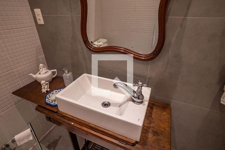 Casa para alugar com 300m², 4 quartos e 6 vagas Casa para alugar com 300m², 4 quartos e 6 vagasLavabo