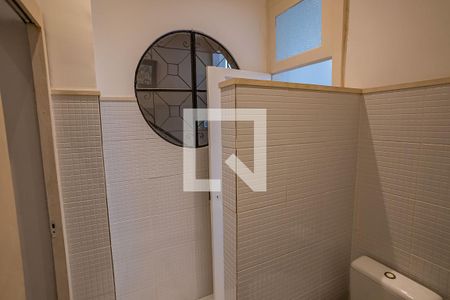 Casa para alugar com 300m², 4 quartos e 6 vagas Casa para alugar com 300m², 4 quartos e 6 vagasLavabo