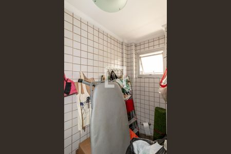 Apartamento para alugar com 220m², 3 quartos e 2 vagas Apartamento para alugar com 220m², 3 quartos e 2 vagasÁrea de Serviço