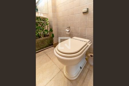 Apartamento para alugar com 220m², 3 quartos e 2 vagas Apartamento para alugar com 220m², 3 quartos e 2 vagasLavabo da Cobertura