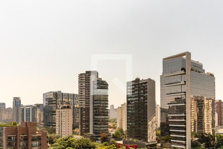 Apartamento para alugar com 220m², 3 quartos e 2 vagas Apartamento para alugar com 220m², 3 quartos e 2 vagasQuarto 1