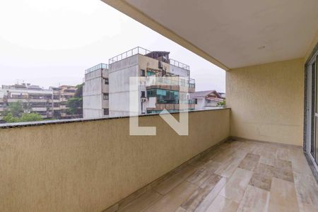 Apartamento à venda com 85m², 3 quartos e 2 vagasVaranda Sala