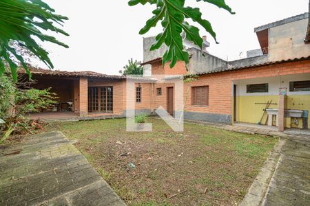 Casa à venda com 472m², 3 quartos e 4 vagasQuintal