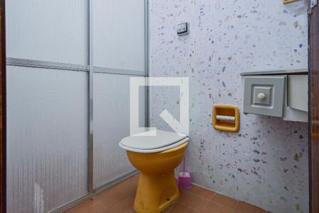 Casa à venda com 472m², 3 quartos e 4 vagasBanheiro 1