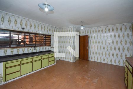 Casa à venda com 472m², 3 quartos e 4 vagasCozinha 2