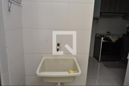 Casa à venda com 108m², 3 quartos e 1 vagaÁrea de Serviço