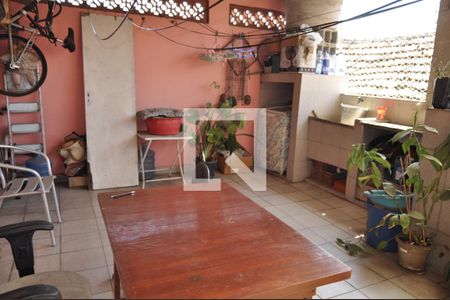 Casa à venda com 108m², 3 quartos e 1 vagaTerraço