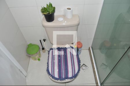 Casa à venda com 108m², 3 quartos e 1 vagaBanheiro