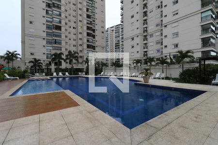 Apartamento à venda com 201m², 3 quartos e 3 vagasÁrea Comum - Piscina