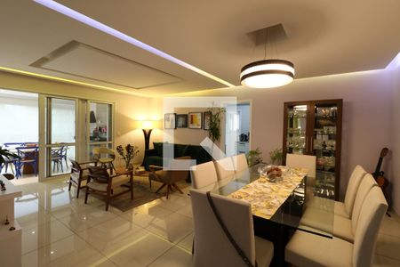 Apartamento à venda com 201m², 3 quartos e 3 vagasSala