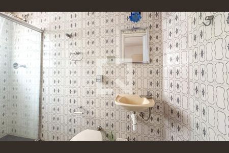 Banheiro de apartamento para alugar com 1 quarto, 50m² em Aclimação, São Paulo