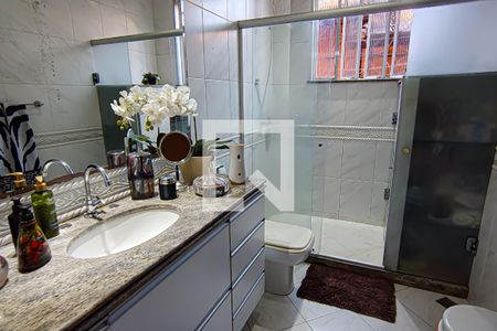 Casa para alugar com 420m², 4 quartos e 3 vagas Casa para alugar com 420m², 4 quartos e 3 vagasbanheiro social