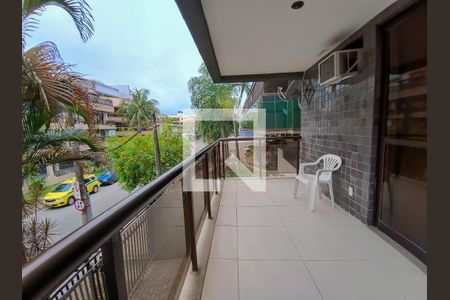 Apartamento à venda com 168m², 4 quartos e 2 vagas Apartamento à venda com 168m², 4 quartos e 2 vagasVaranda da Suíte