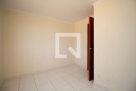 Quarto 1 de apartamento para alugar com 2 quartos, 58m² em Samambaia Norte (samambaia), Brasília