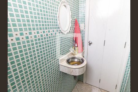 Apartamento à venda com 148m², 3 quartos e 1 vaga Apartamento à venda com 148m², 3 quartos e 1 vagaLavabo