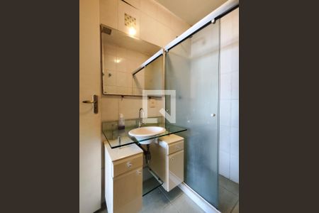 Apartamento à venda com 60m², 1 quarto e 1 vaga Apartamento à venda com 60m², 1 quarto e 1 vagaBanheiro Corredor