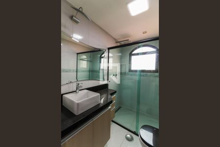 Apartamento para alugar com 123m², 3 quartos e 3 vagasBanheiro Da Suíte 1