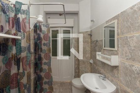 Banheiro de kitnet/studio para alugar com 1 quarto, 40m² em Santa Ifigênia, São Paulo