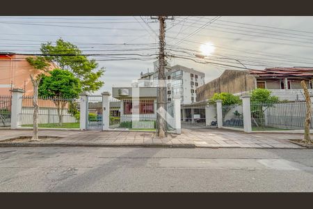 Apartamento à venda com 89m², 2 quartos e 2 vagas Apartamento à venda com 89m², 2 quartos e 2 vagasFachada