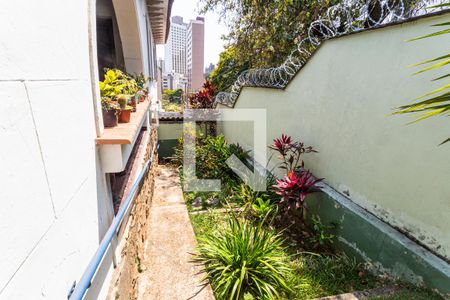 Casa à venda com 300m², 5 quartos e 3 vagasJardim/Entrada