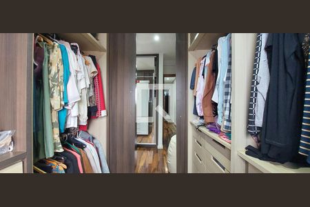 Apartamento à venda com 160m², 2 quartos e 2 vagasCloset Quarto 1 suíte