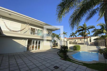 Casa à venda com 160m², 3 quartos e 2 vagasÁrea Externa