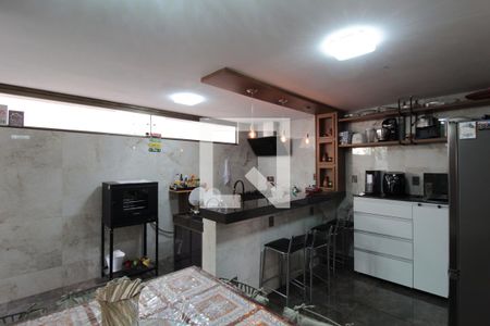 Apartamento à venda com 180m², 3 quartos e 2 vagasCozinha