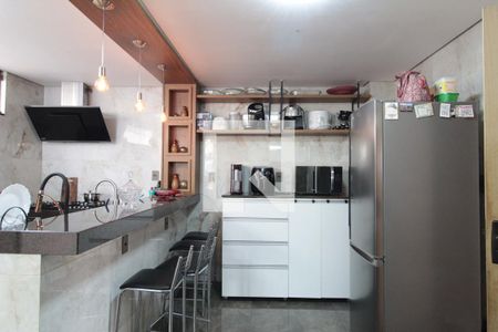 Apartamento à venda com 180m², 3 quartos e 2 vagasCozinha