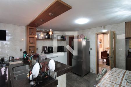 Apartamento à venda com 180m², 3 quartos e 2 vagasCozinha