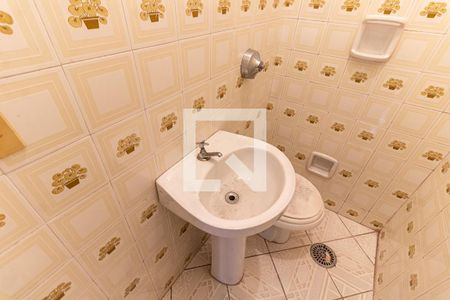 Casa à venda com 125m², 3 quartos e 2 vagas Casa à venda com 125m², 3 quartos e 2 vagasBanheiro Salão de Festas