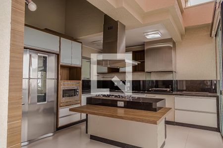 Apartamento à venda com 130m², 2 quartos e 3 vagas Apartamento à venda com 130m², 2 quartos e 3 vagasCozinha