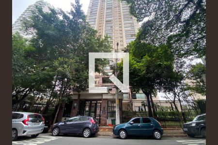 Apartamento à venda com 130m², 2 quartos e 3 vagas Apartamento à venda com 130m², 2 quartos e 3 vagasFachada