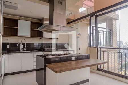 Apartamento à venda com 130m², 2 quartos e 3 vagas Apartamento à venda com 130m², 2 quartos e 3 vagasCozinha