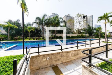 Apartamento à venda com 130m², 2 quartos e 3 vagas Apartamento à venda com 130m², 2 quartos e 3 vagasPiscina