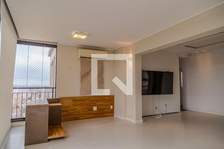 Apartamento à venda com 130m², 2 quartos e 3 vagas Apartamento à venda com 130m², 2 quartos e 3 vagasVaranda