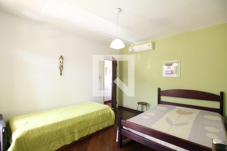 Casa à venda com 175m², 3 quartos e 2 vagasQuarto 2