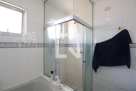 Casa à venda com 175m², 3 quartos e 2 vagasBanheiro