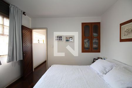 Casa à venda com 175m², 3 quartos e 2 vagasQuarto 1