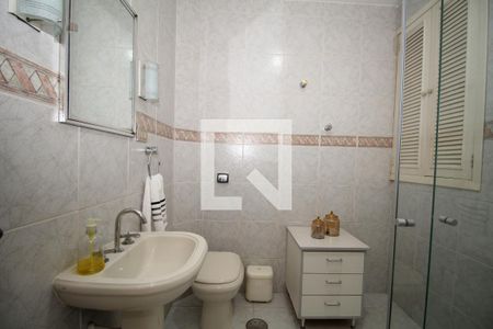 Casa à venda com 175m², 3 quartos e 2 vagasBanheiro 2