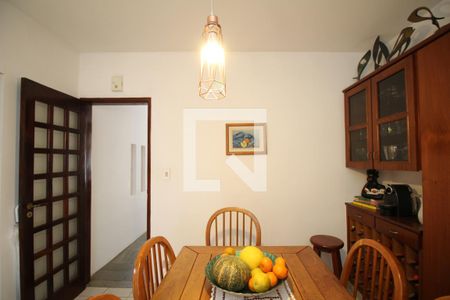 Casa à venda com 175m², 3 quartos e 2 vagasCopa