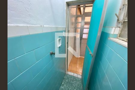 Casa à venda com 100m², 3 quartos e 1 vaga Casa à venda com 100m², 3 quartos e 1 vagaBanheiro de serviço