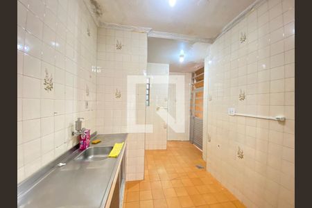 Casa à venda com 100m², 3 quartos e 1 vaga Casa à venda com 100m², 3 quartos e 1 vagaCozinha